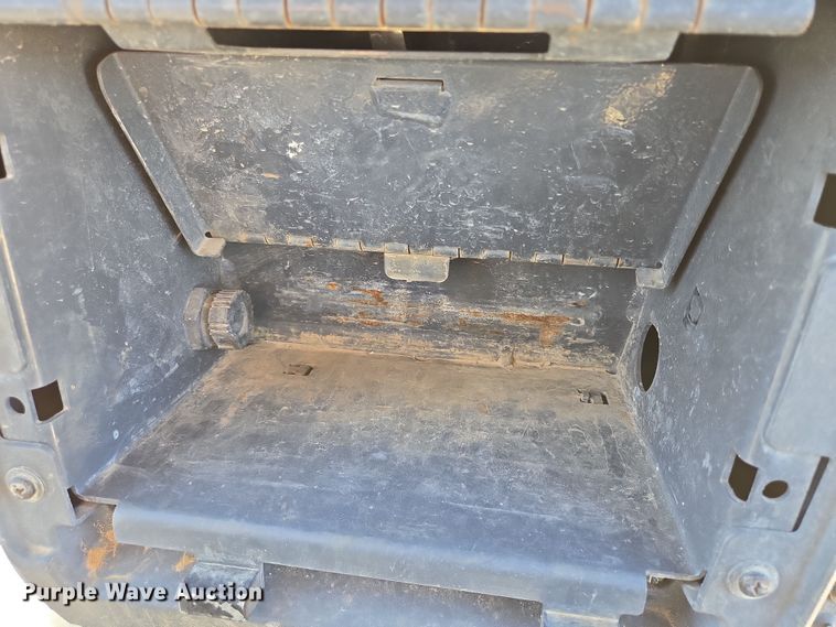 image for item DV1326 2022 John Deere 450K dozer