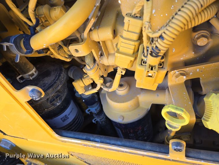 image for item DV1326 2022 John Deere 450K dozer