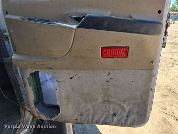 image for item DV1328 2001 Mack CX613 dump truck