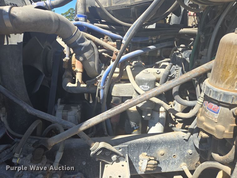 image for item DV1328 2001 Mack CX613 dump truck