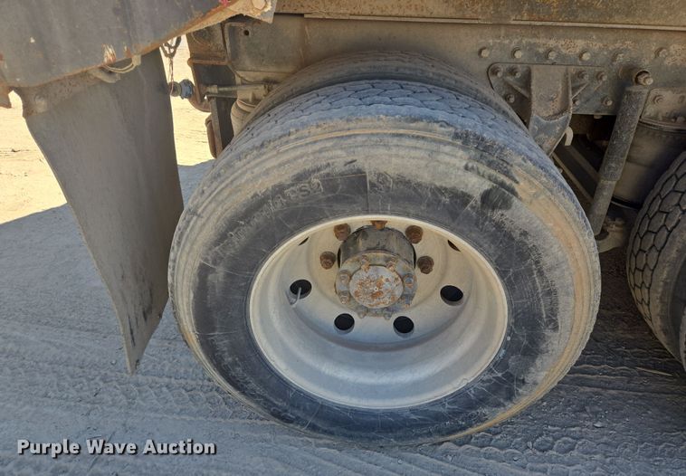 image for item DV1328 2001 Mack CX613 dump truck