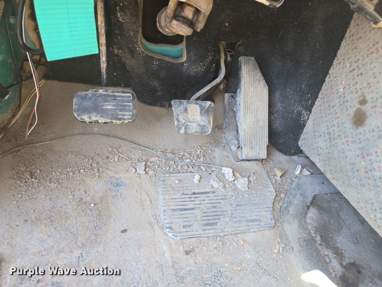 image for item DV1331 2001 Mack CX613 dump truck