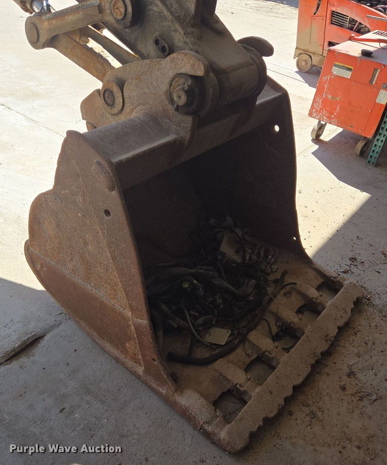 image for item DV1332 Volvo EC160B LC excavator