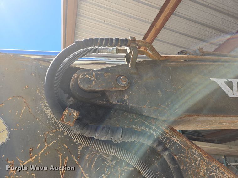 image for item DV1332 Volvo EC160B LC excavator