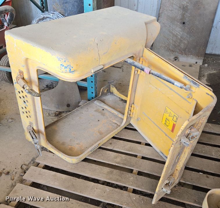 image for item DV1332 Volvo EC160B LC excavator