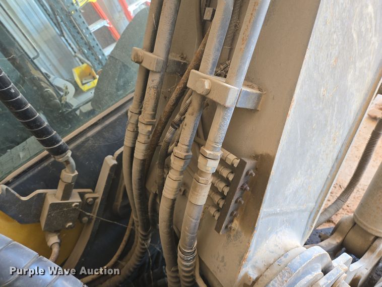 image for item DV1332 Volvo EC160B LC excavator