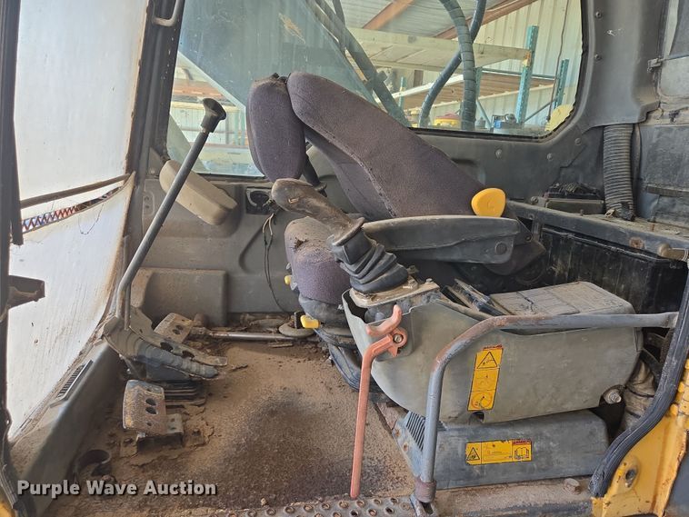 image for item DV1332 Volvo EC160B LC excavator