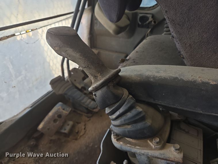 image for item DV1332 Volvo EC160B LC excavator