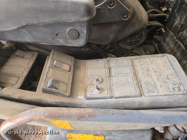 image for item DV1332 Volvo EC160B LC excavator