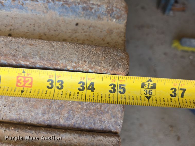 image for item DV1332 Volvo EC160B LC excavator