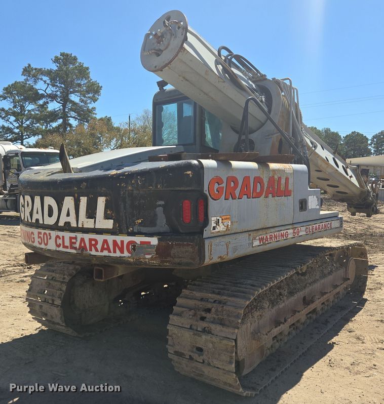 image for item DV1335 2007 Gradall XL 3200 excavator