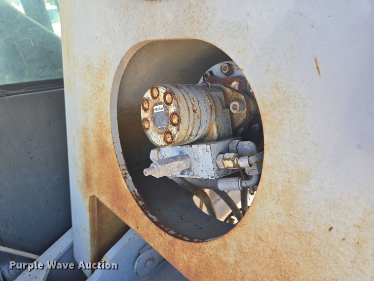 image for item DV1335 2007 Gradall XL 3200 excavator