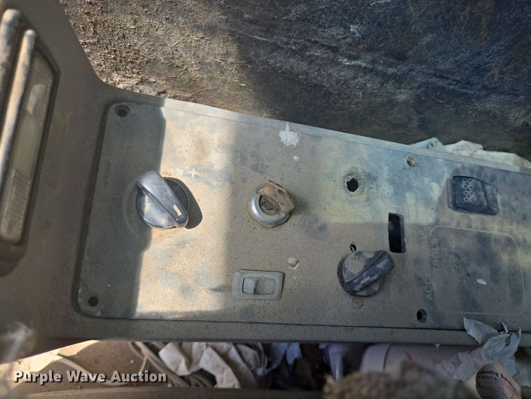 image for item DV1335 2007 Gradall XL 3200 excavator