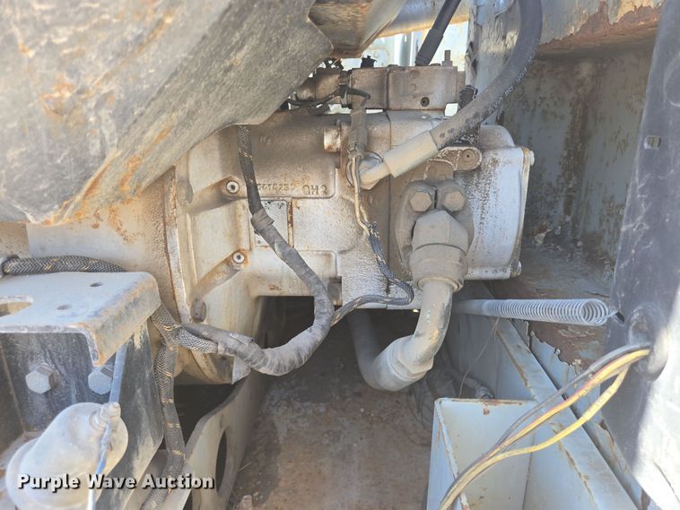 image for item DV1335 2007 Gradall XL 3200 excavator