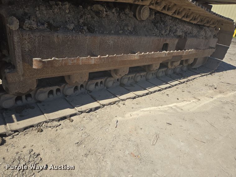 image for item DV1335 2007 Gradall XL 3200 excavator