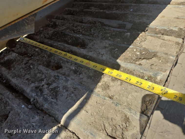 image for item DV1335 2007 Gradall XL 3200 excavator