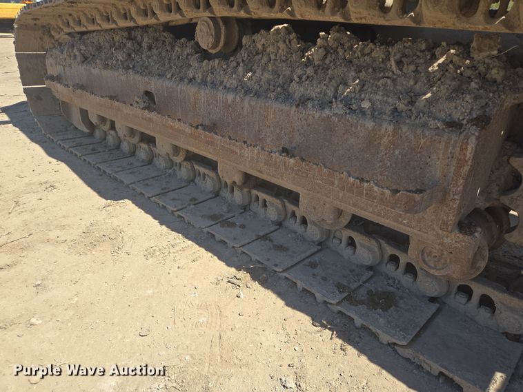 image for item DV1335 2007 Gradall XL 3200 excavator