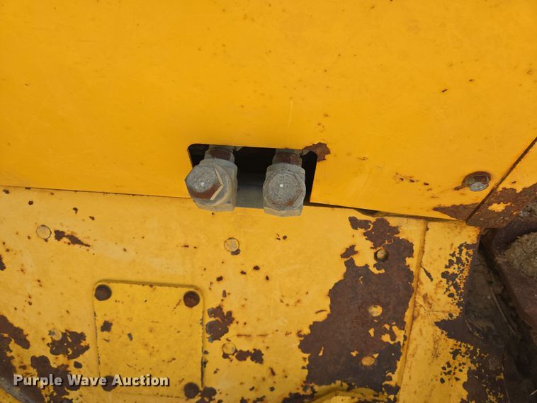 image for item DV1342 2017 Komatsu D65PX dozer