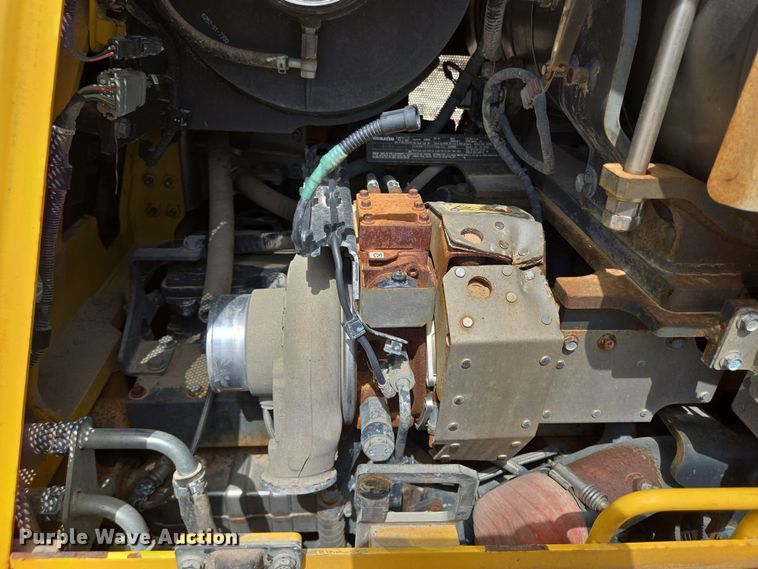 image for item DV1342 2017 Komatsu D65PX dozer