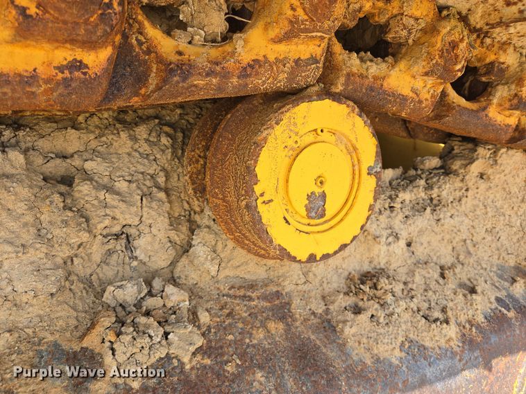 image for item DV1342 2017 Komatsu D65PX dozer