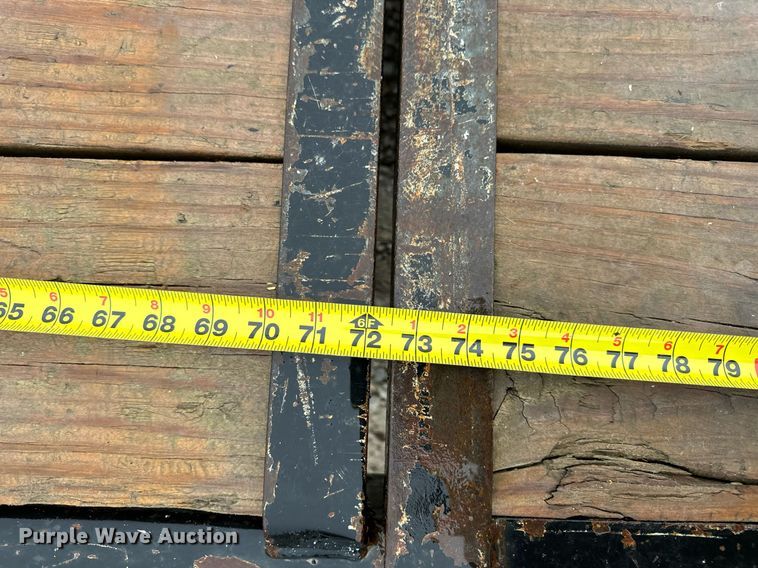 image for item DV1753 2017 Trailerman tilt deck equipment trailer