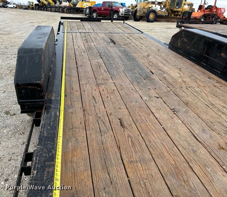 image for item DV1754 2016 Trailerman tilt deck equipment trailer