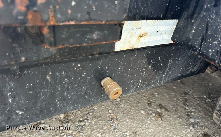 image for item DV1754 2016 Trailerman tilt deck equipment trailer