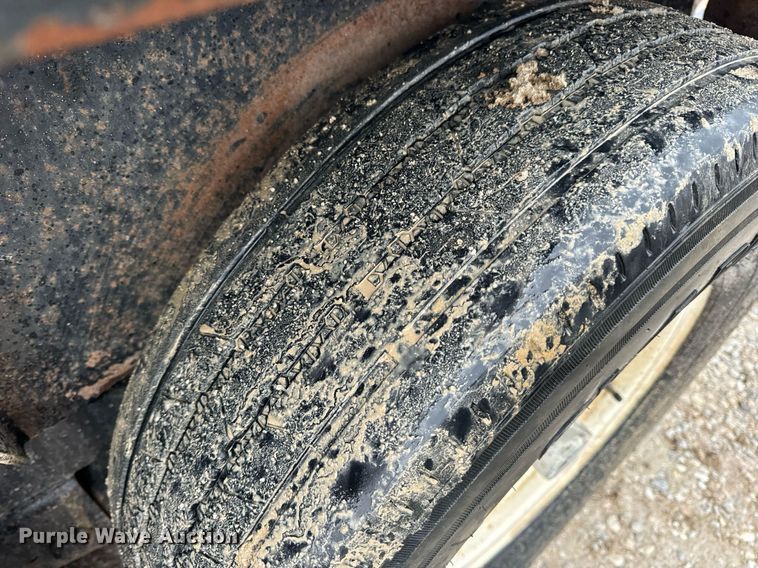 image for item DV1754 2016 Trailerman tilt deck equipment trailer