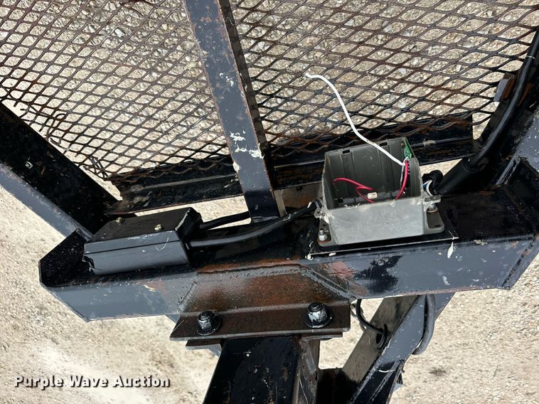 image for item DV1756 2016 Trailerman tilt deck equipment trailer