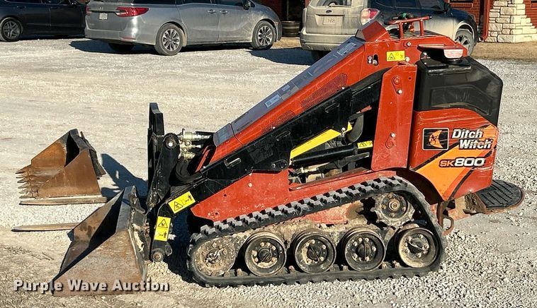 image for item DV1764 2020 Ditch Witch SK800 compact utility loader