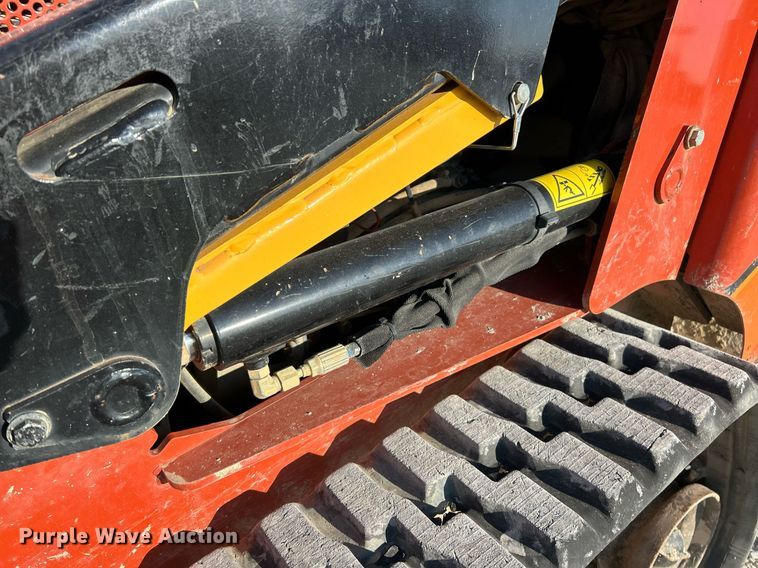 image for item DV1764 2020 Ditch Witch SK800 compact utility loader
