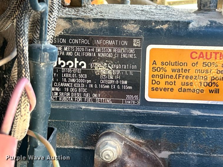 image for item DV1764 2020 Ditch Witch SK800 compact utility loader