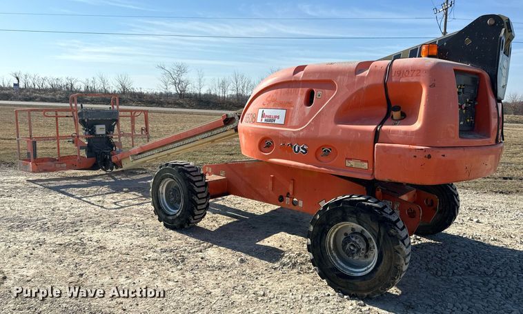 image for item DV1767 2006 JLG 400S boom lift