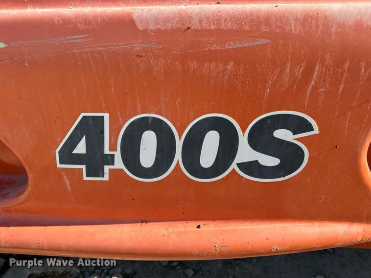 image for item DV1767 2006 JLG 400S boom lift
