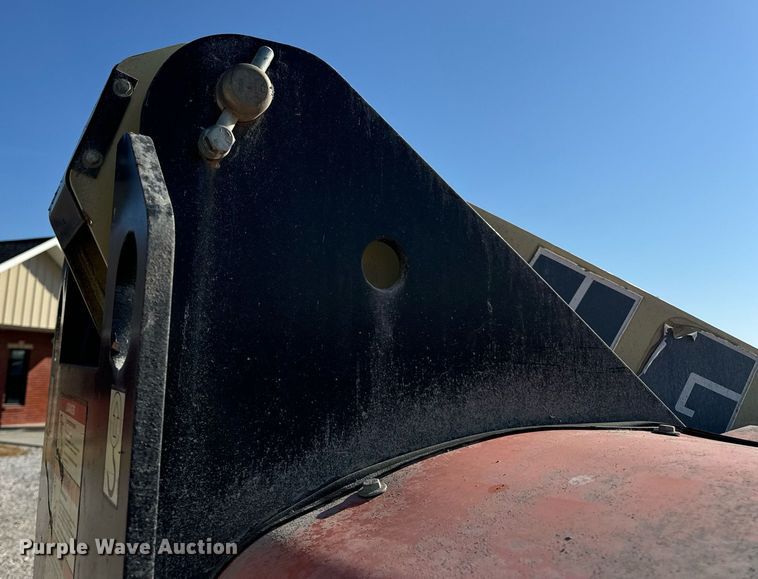 image for item DV1767 2006 JLG 400S boom lift