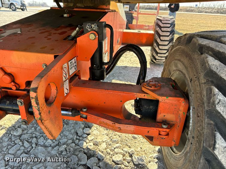 image for item DV1767 2006 JLG 400S boom lift