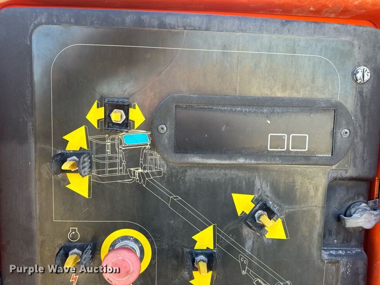 image for item DV1767 2006 JLG 400S boom lift