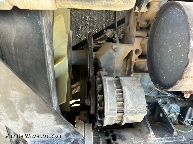 image for item DV1767 2006 JLG 400S boom lift