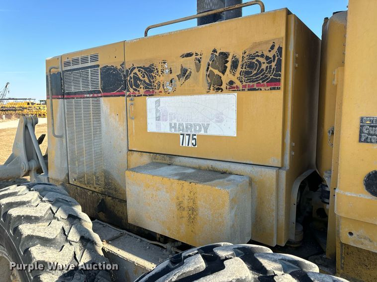 image for item DV1769 1995 Caterpillar 160H motor grader