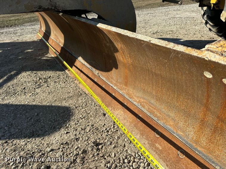 image for item DV1769 1995 Caterpillar 160H motor grader