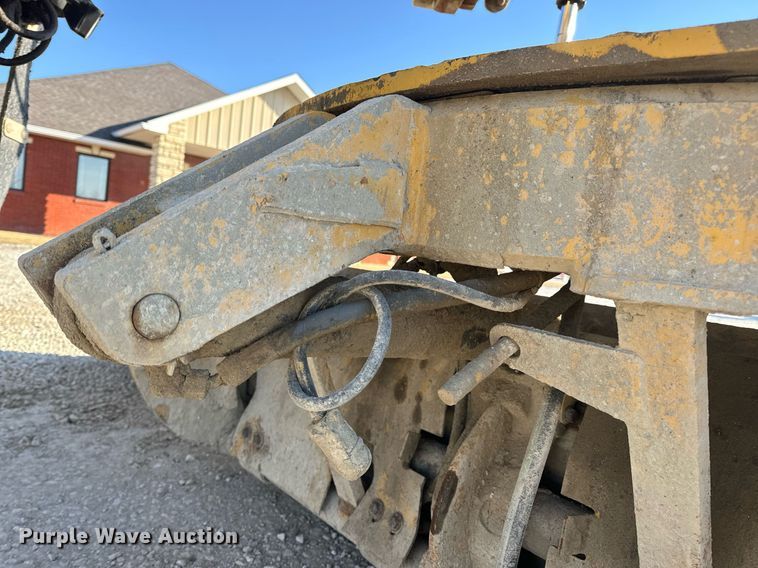 image for item DV1769 1995 Caterpillar 160H motor grader