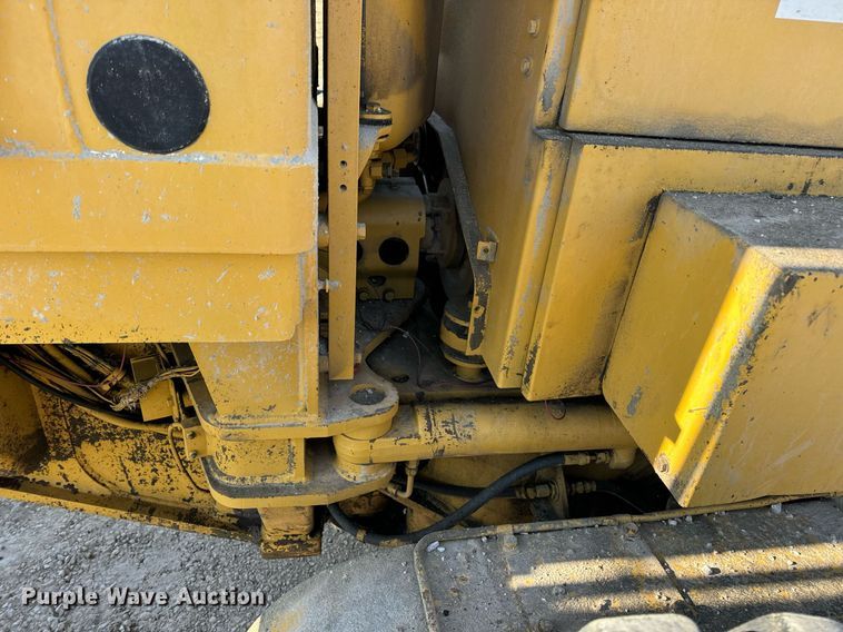 image for item DV1769 1995 Caterpillar 160H motor grader