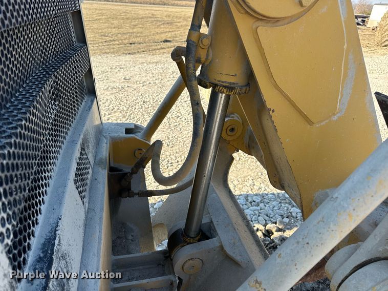 image for item DV1769 1995 Caterpillar 160H motor grader