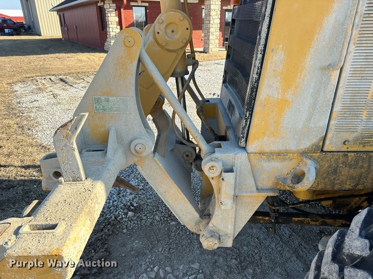 image for item DV1769 1995 Caterpillar 160H motor grader