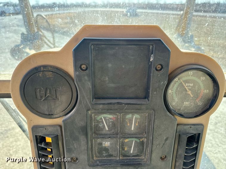 image for item DV1769 1995 Caterpillar 160H motor grader