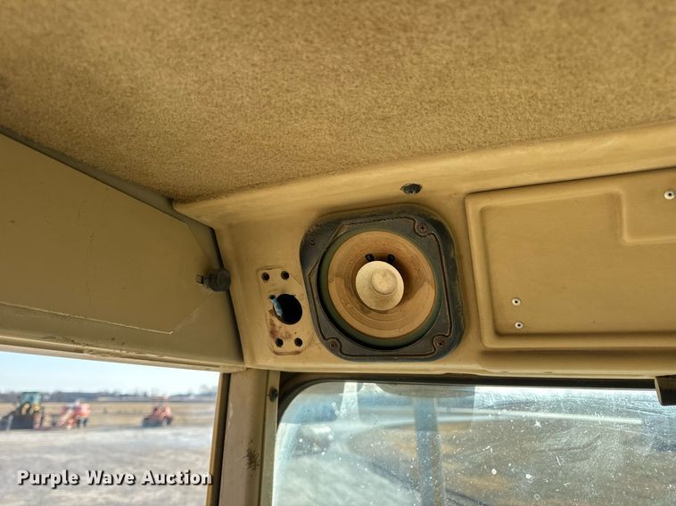 image for item DV1769 1995 Caterpillar 160H motor grader