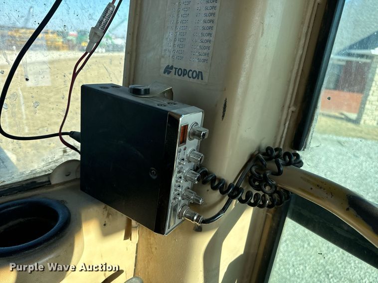 image for item DV1769 1995 Caterpillar 160H motor grader