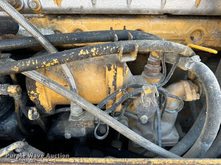 image for item DV1769 1995 Caterpillar 160H motor grader
