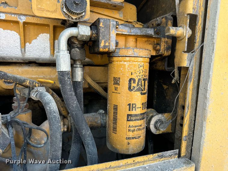 image for item DV1769 1995 Caterpillar 160H motor grader