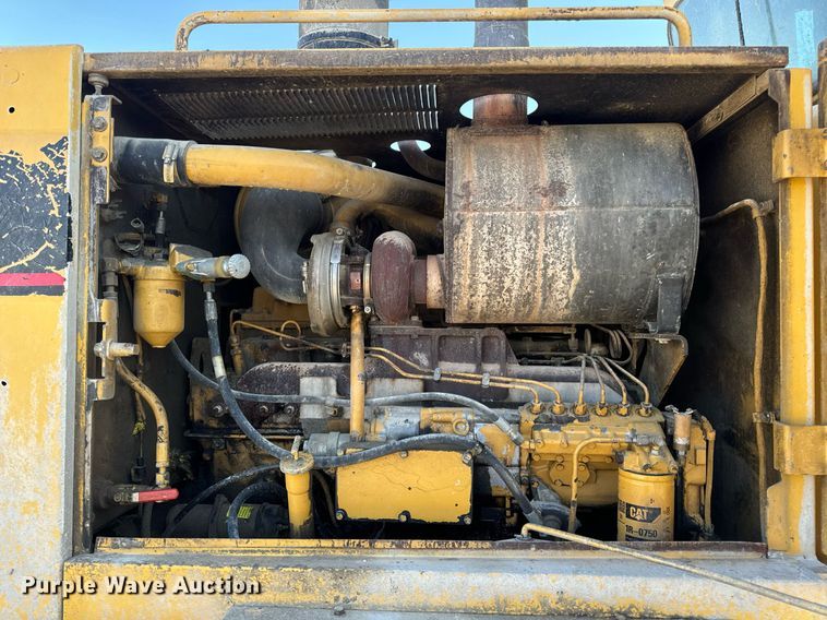image for item DV1769 1995 Caterpillar 160H motor grader